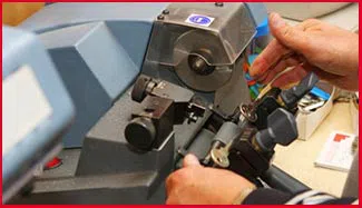 Locksmith Of Pittsburgh  Pittsburgh, PA 412-226-6528 - 9-key-cutting